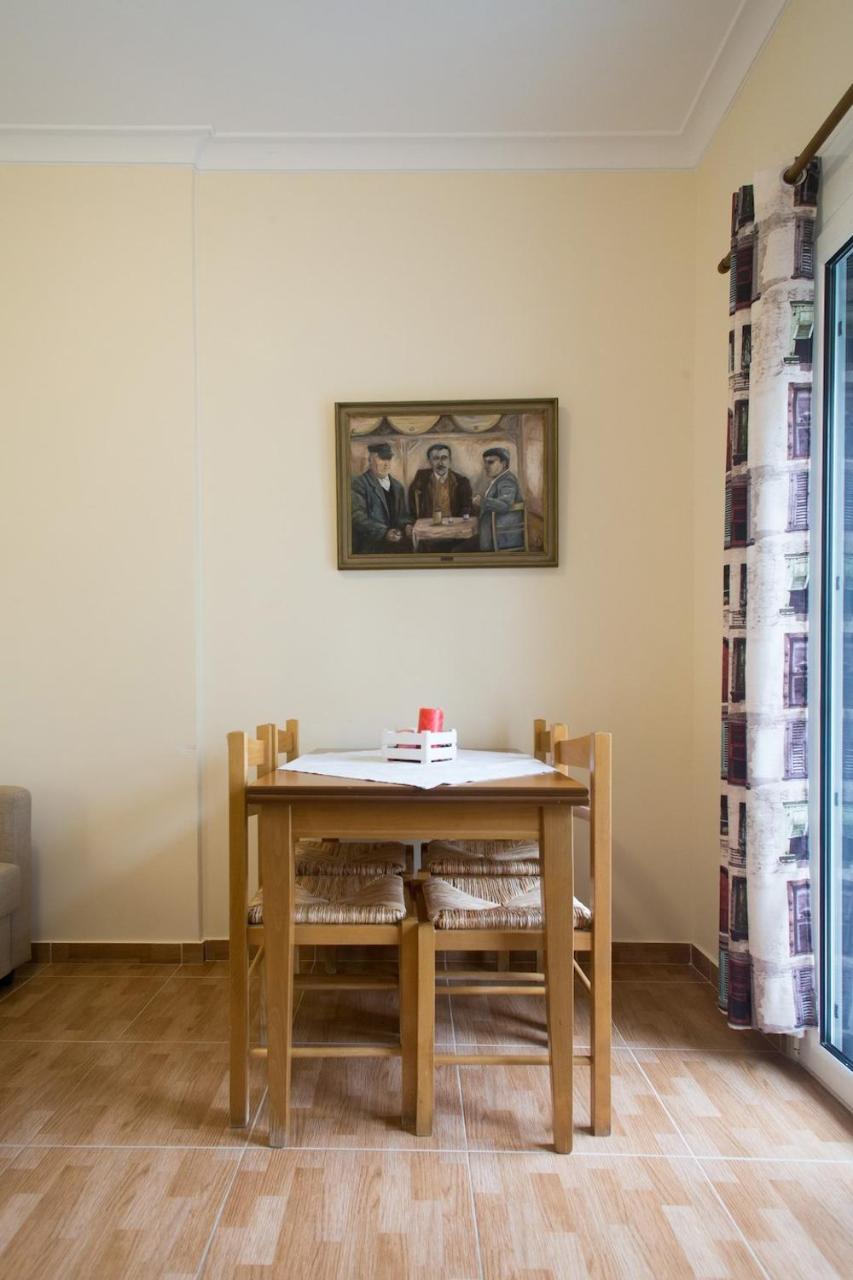 Apartamento de 60 m² en Acrópolis - Koukaki, con 2 habitación Atenas Exterior foto